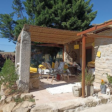 Un Jardin Sur La Colline Apartment Claveyson Bagian luar foto
