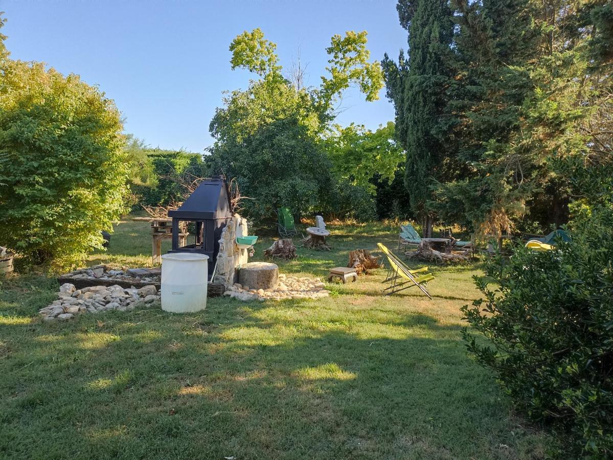 Un Jardin Sur La Colline Apartment Claveyson Bagian luar foto