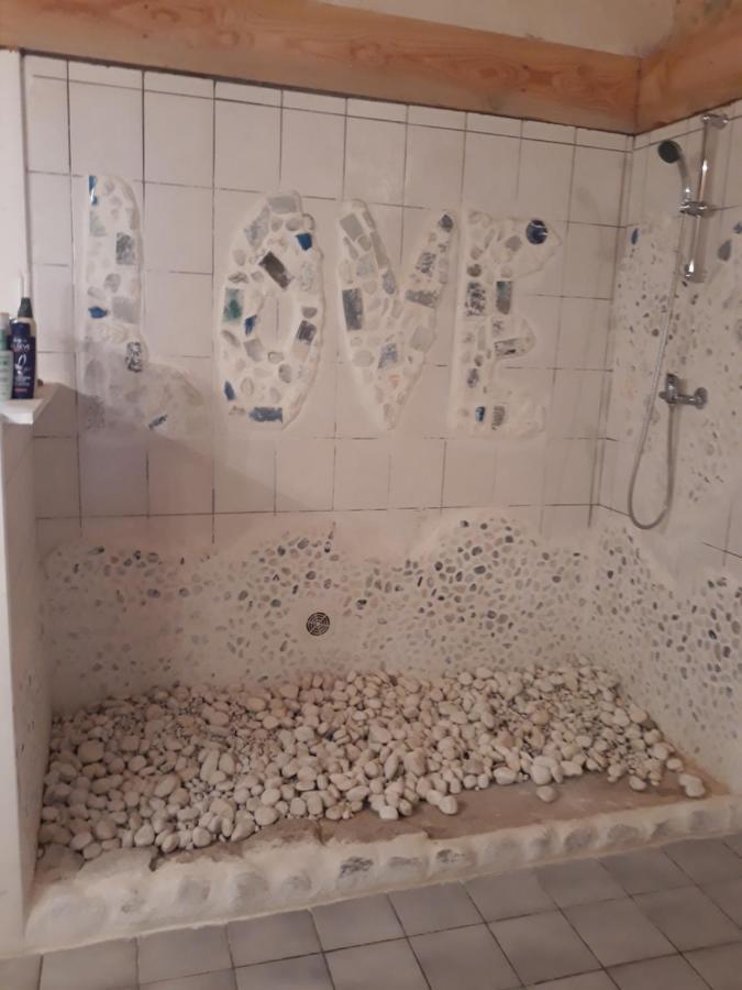Un Jardin Sur La Colline Apartment Claveyson Bagian luar foto